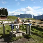 Gabriele *