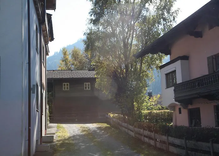 Gabriele * Brixen im Thale